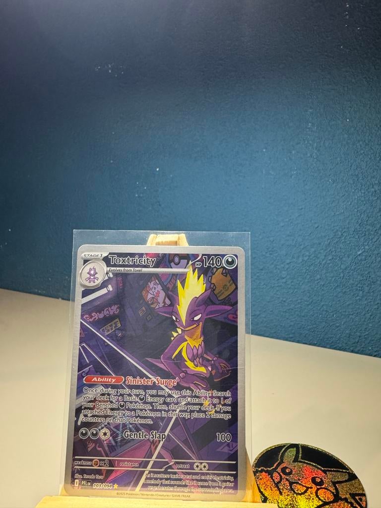 Pokemon kaart: Toxtricity 103/094, Ophalen of Verzenden, Zo goed als nieuw, Losse kaart