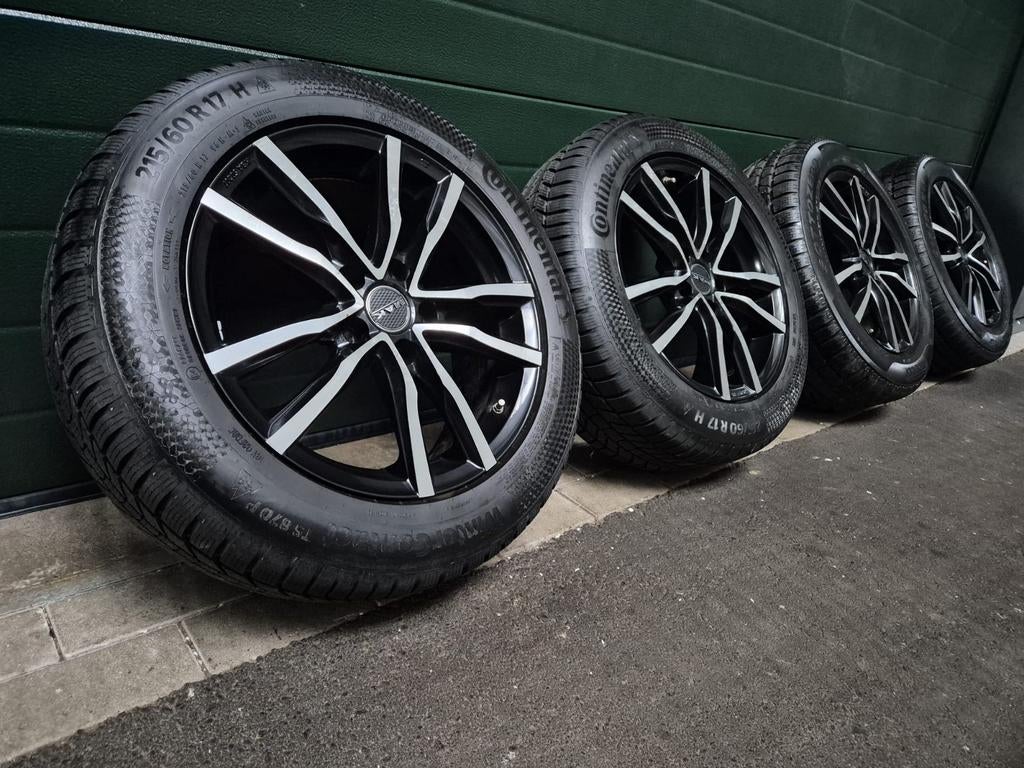 5x114.3/17 Nissan Qashqai Winterset, Auto-onderdelen, Banden en Velgen, Ophalen, 215 mm, Banden en Velgen, 17 inch