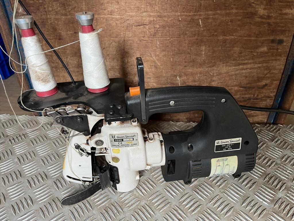 Union special 2200 GA 120 Watt zakkennaaimachine, Gebruikt, Naaimachine, Industrieel, Ophalen