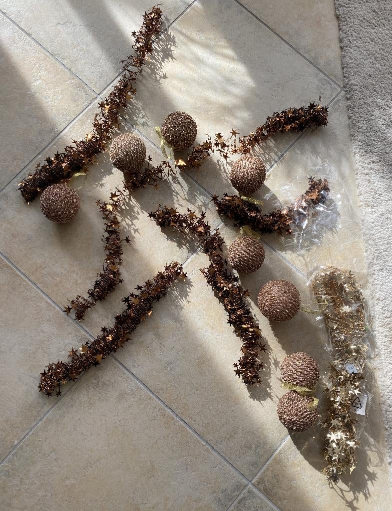 Kerstballen, Kerstdecoratie, dennenappels, ster roos slinger, Ophalen of Verzenden, Zo goed als nieuw