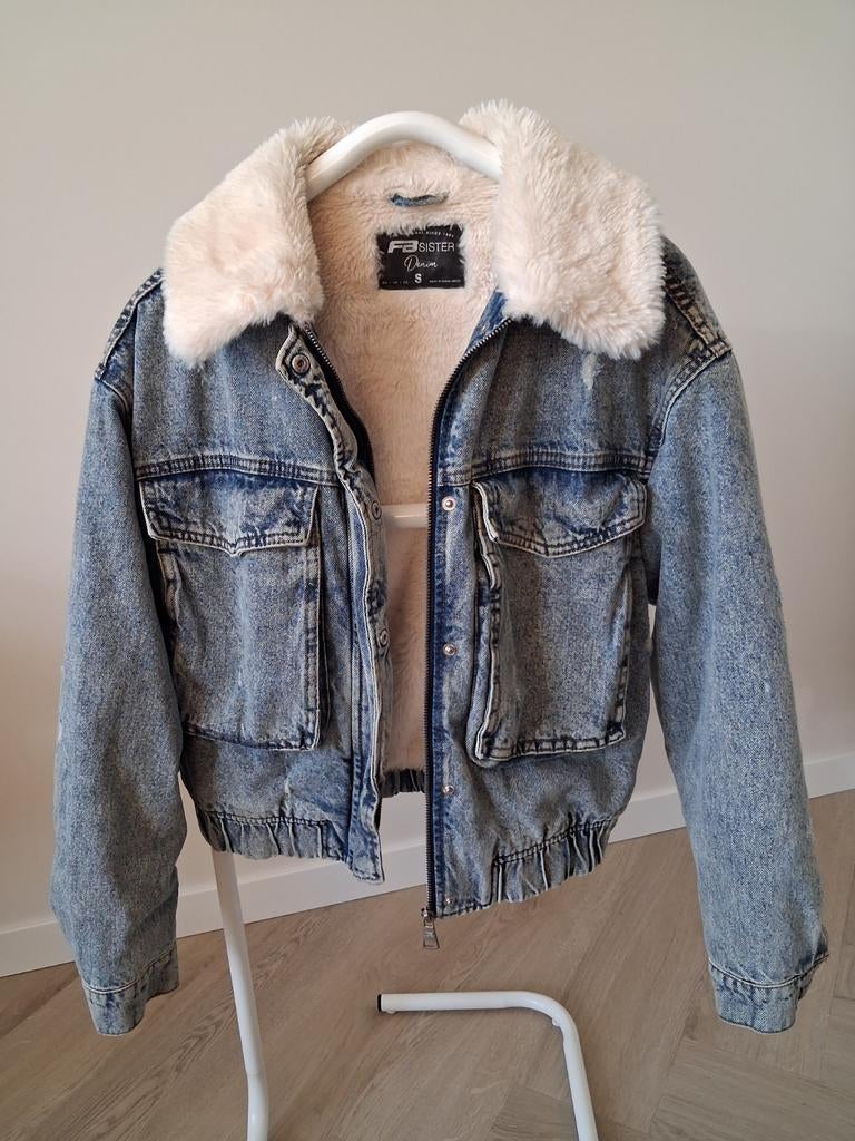 Nieuwe dames spijkerjas met lammy voering, maat S, Ophalen of Verzenden