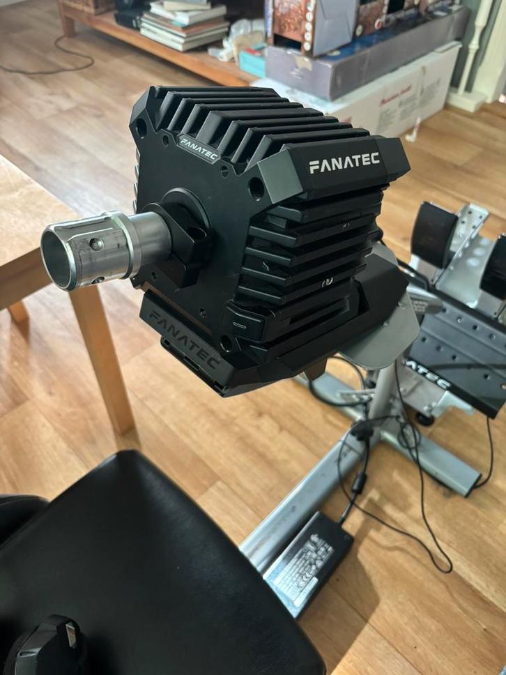 Fanatec CSL DD QR1 (8Nm) wheel base + CSL pedals, Computers en Software, Joysticks, Zo goed als nieuw, Ophalen of Verzenden