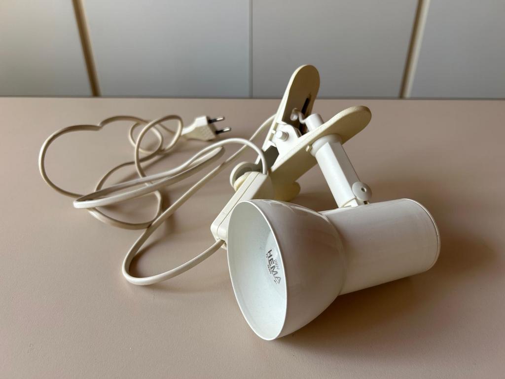 Wit klem lampje, Ophalen, Gebruikt