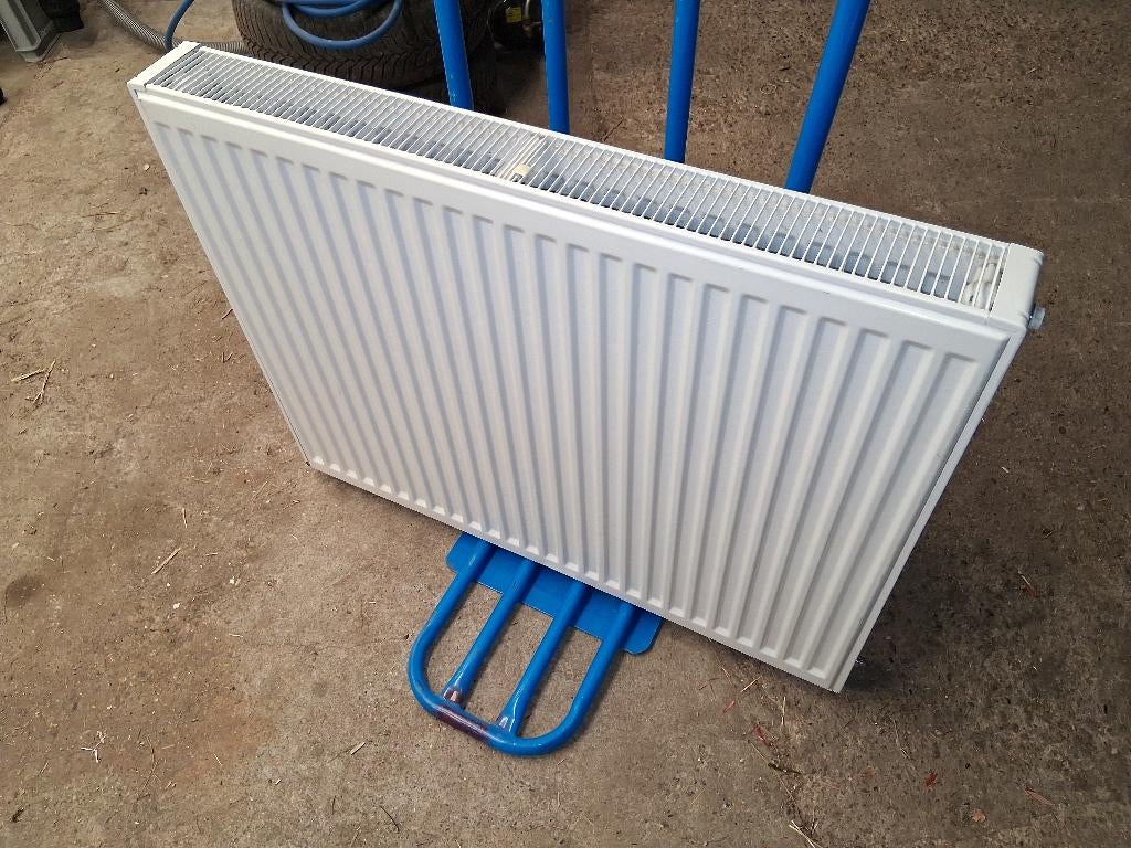 Radiator, Ophalen, 30 tot 80 cm, Gebruikt, Radiator