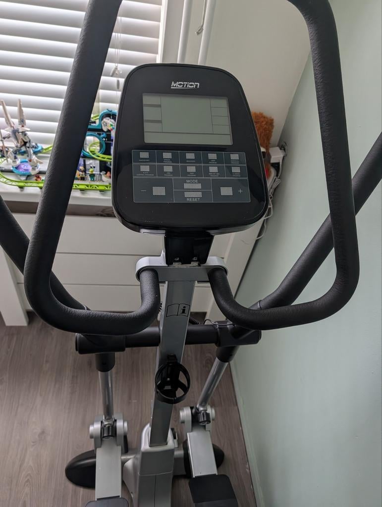 Crosstrainer / Hometrainer te koop, Sport en Fitness, Fitnessapparatuur, Ophalen, Zo goed als nieuw, Crosstrainer