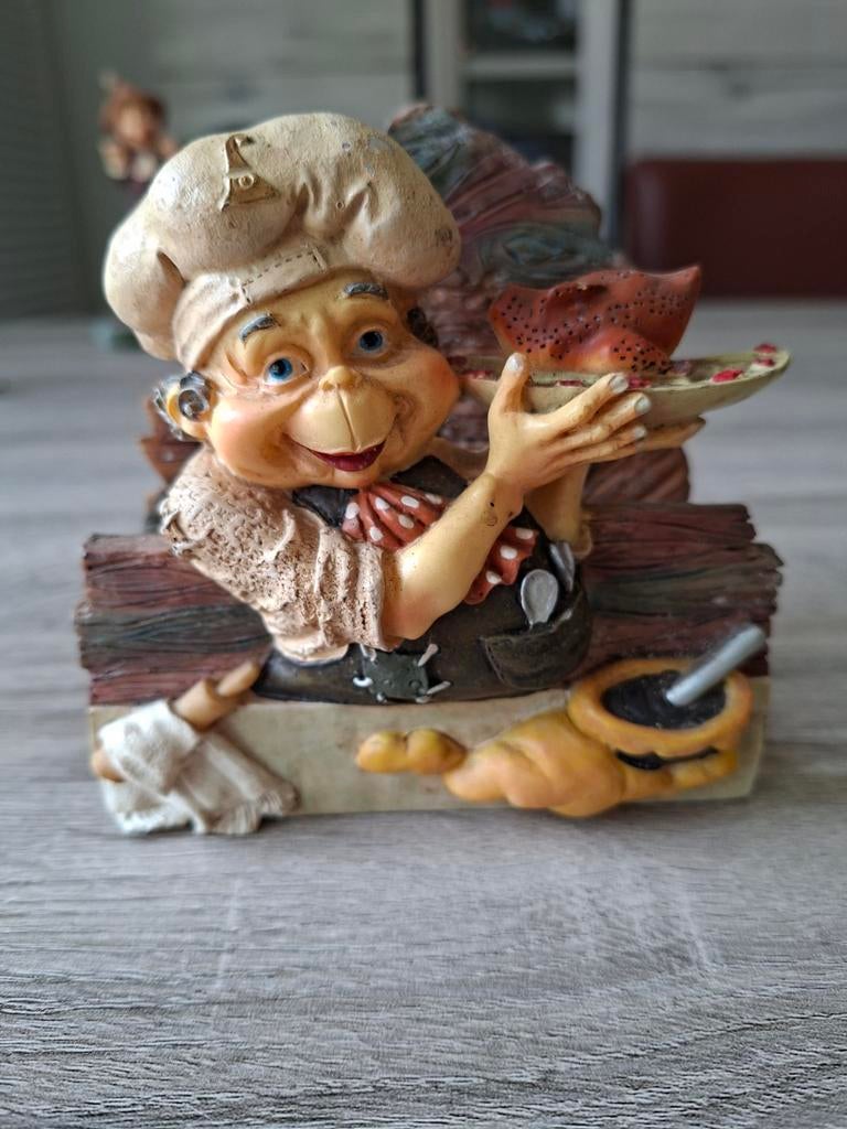 Laaf servethoudertje, Ophalen, Zo goed als nieuw, Beeldje of Poppetje