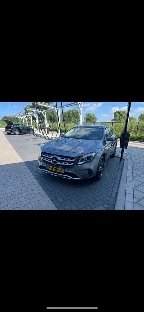 Mercedes-Benz GLA 200 156pk 7G-DCT 2018 Grijs, Auto's, Mercedes-Benz, 715 kg, 1595 cc, Bedrijf, 1335 kg