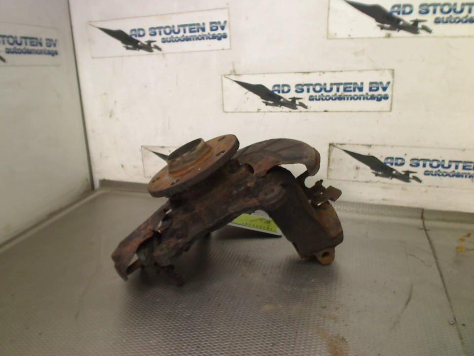 Fusee Rechts Voor Volkswagen Golf V (1K1) (2004-10/2009-02), Gebruikt, Volkswagen, Volkswagen AG, Kundenbetreuung@volkswagen.de