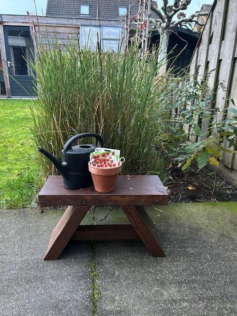 Houten krukje van Douglas, Ophalen of Verzenden, Nieuw, Hout