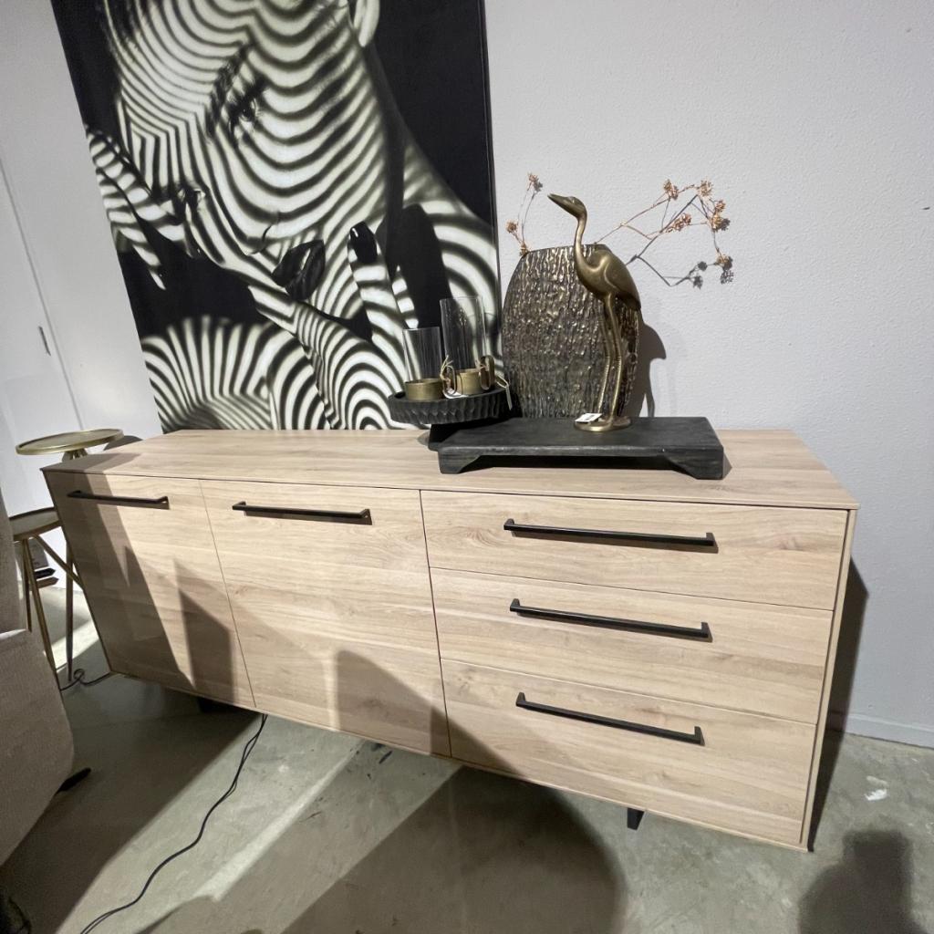 Ricco Dressoir 2 Deur 3 La Fresh Oak - Pronto Wonen, Huis en Inrichting, Kasten | Dressoirs, Niet ingevuld, Niet ingevuld, Niet ingevuld