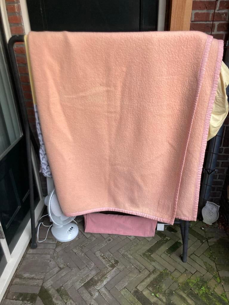 Roze deken 100% wol sole mio belgium, Ophalen of Verzenden, Gebruikt