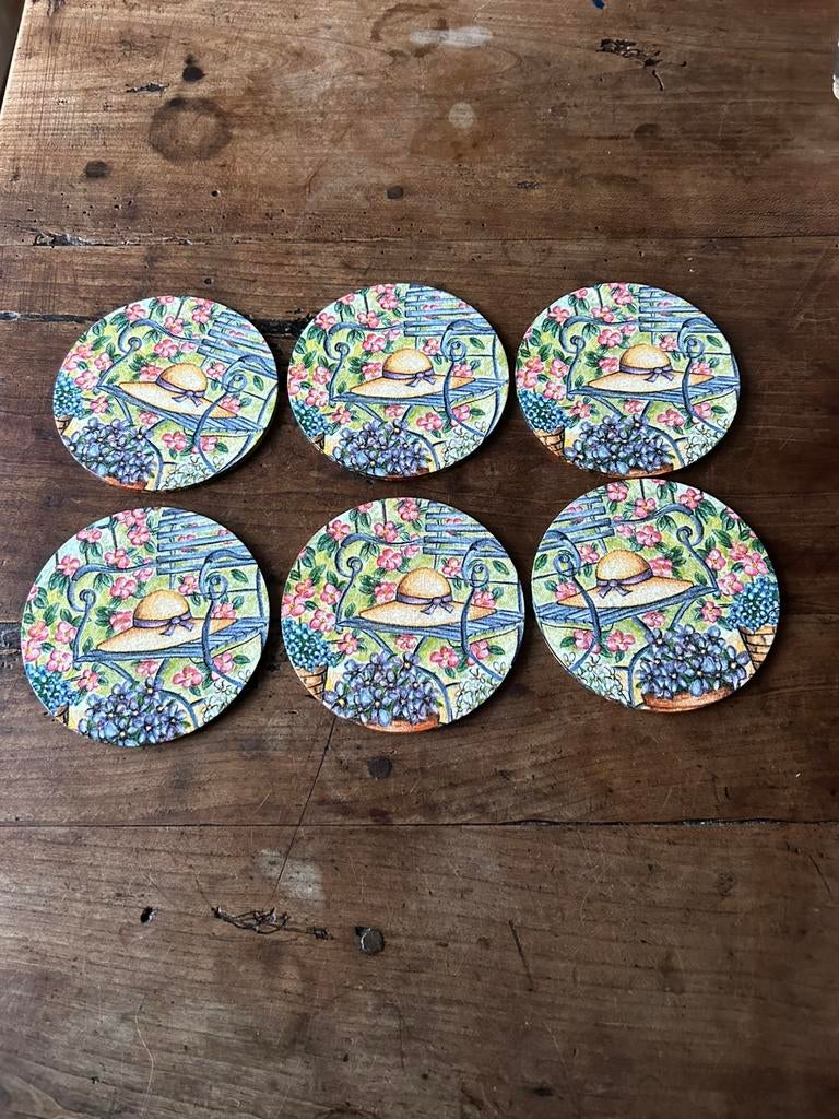 6 gezellige onderzetters, Ophalen of Verzenden, Zo goed als nieuw, Glas of Kopje