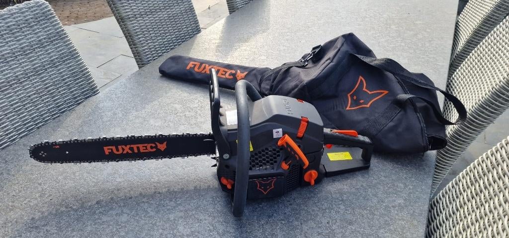 Kettingzaag benzine Fuxtec 45 cm Motorzaag Motorkettingzaag, Tuin en Terras, Hand-tuingereedschap, Ophalen of Verzenden, Zo goed als nieuw