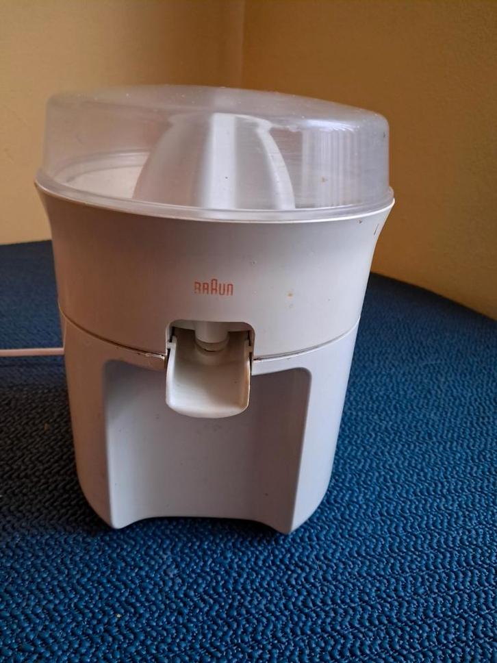 Braun Vruchtepers - Elektrische Citruspers, Witgoed en Apparatuur, Juicers, Gebruikt, Citruspers, Elektrisch, Ophalen of Verzenden