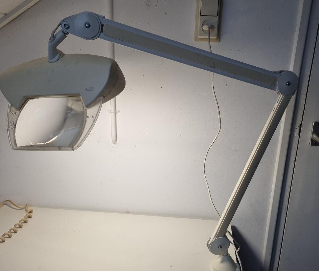 Luxo loeplamp, Ophalen, Gebruikt, Loeplamp