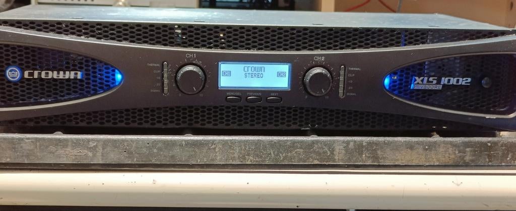 Crown XLS 1002 DriveCore versterker, Ophalen of Verzenden, Gebruikt, Minder dan 500 watt, Monitor(versterker)