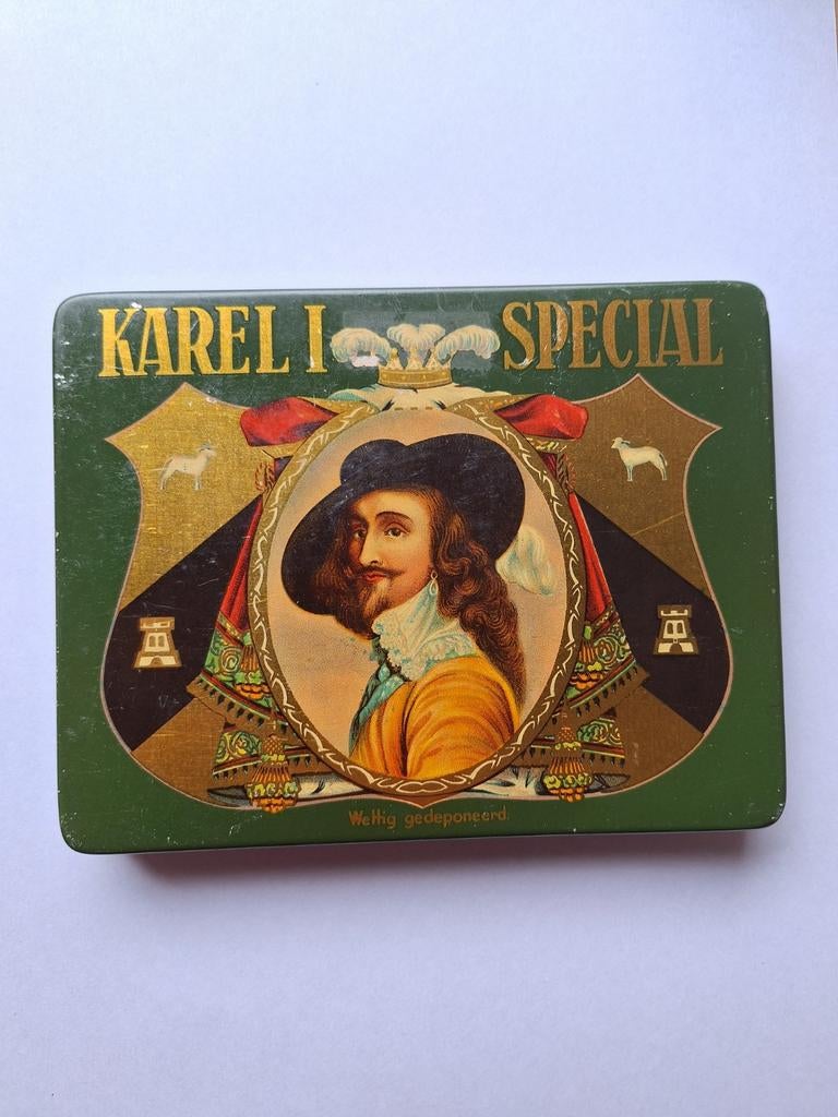 Oud Karel I Special sigarendoosje met gebruikssporen, Verzamelen, Blikken, Ophalen of Verzenden
