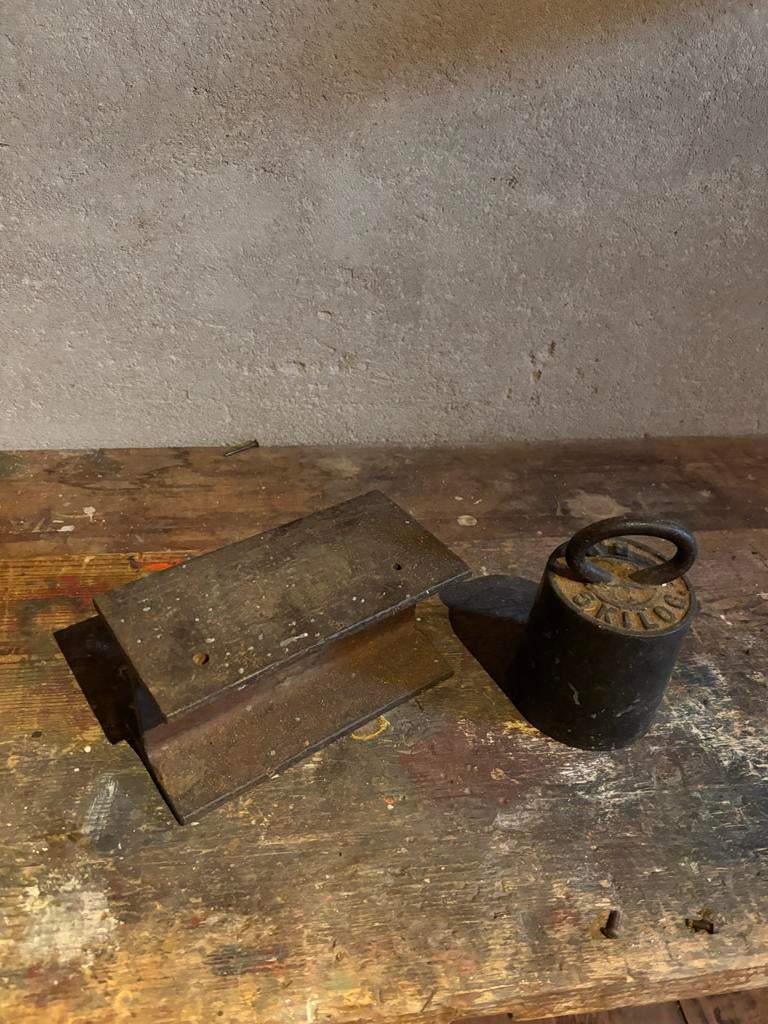 Vintage 5kg ijzeren gewicht voor weegschaal, Ophalen, Gebruikt, Overige typen, Minder dan 50 kg