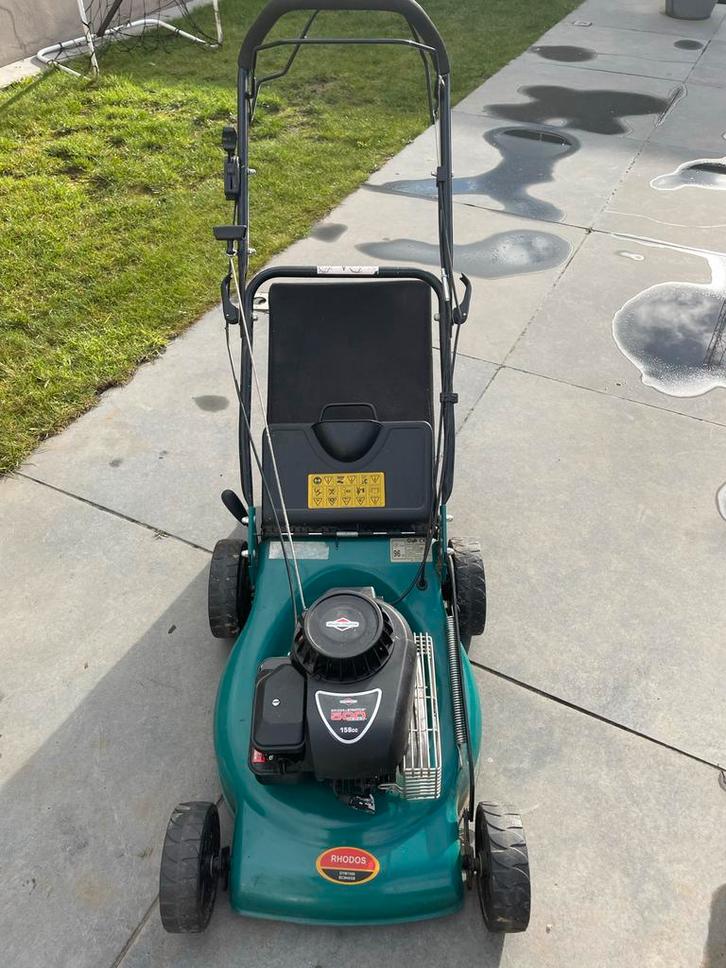 Benzine Grasmaaier - aangedreven winterkoopje, Tuin en Terras, Grasmaaiers, Gebruikt, Benzine-grasmaaier, 40 t/m 49 cm, Cirkelmaaier