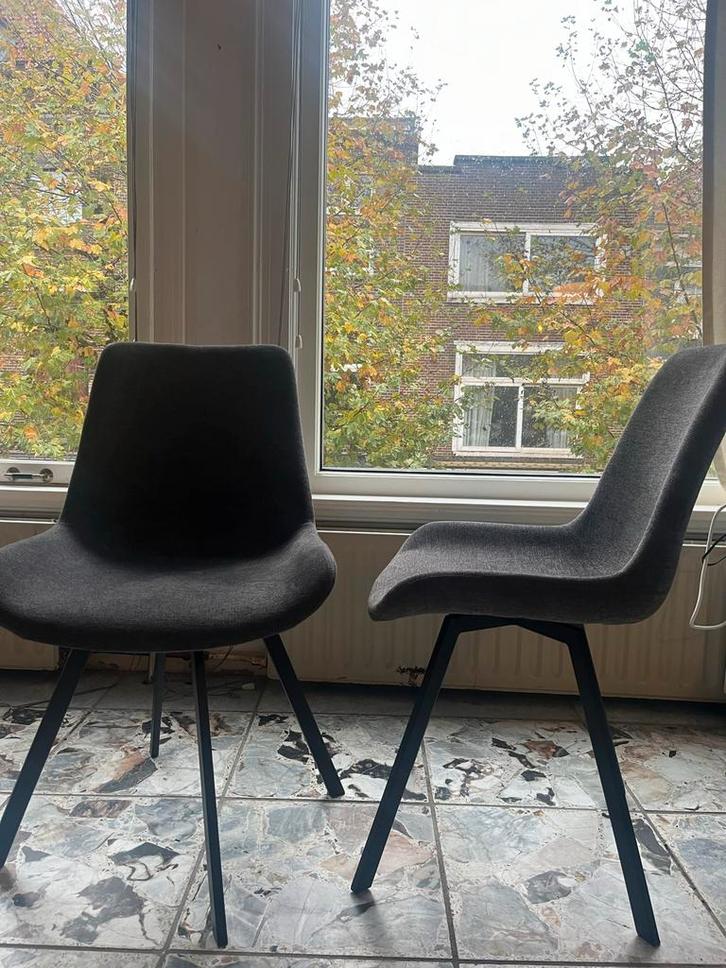 JYSK Eetkamerstoelen, draaibaar, Huis en Inrichting, Stoelen, Zo goed als nieuw, Twee, Stof, Grijs, Ophalen