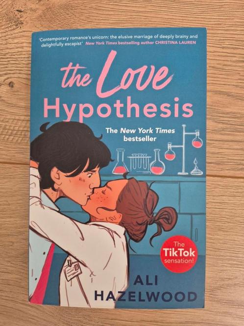 The Love Hypothesis - Ali Hazelwood, Boeken, Romans, Zo goed als nieuw, Nederland, Ophalen of Verzenden