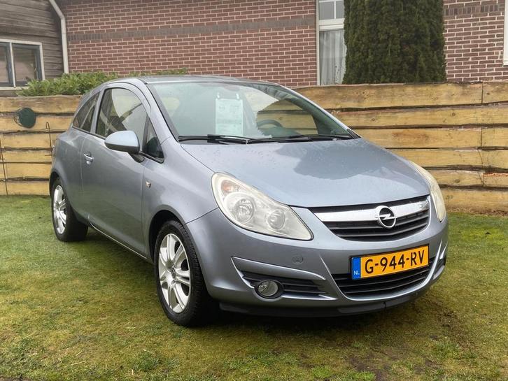 Opel Corsa 1.2 16V Edition Bj 2009 Airco Nw Apk!!!!!, Auto's, Opel, Particulier, Corsa, Airbags, Airconditioning, Boordcomputer