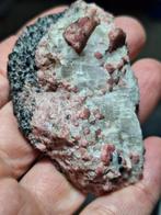 ZELDZAME RHODONIET KRISTALLEN, VS (= UV), Ophalen of Verzenden, Mineraal