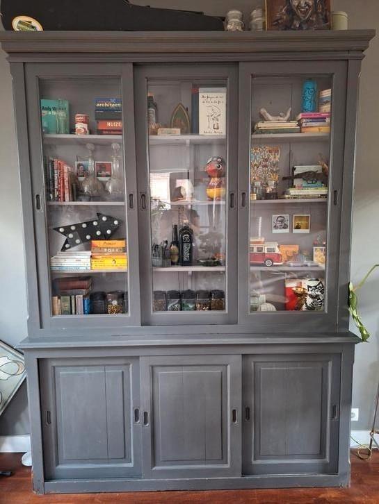 Oude vitrinekast buffetkast, Huis en Inrichting, Kasten | Vitrinekasten, Gebruikt, 150 tot 200 cm, 25 tot 50 cm, Glas, Ophalen