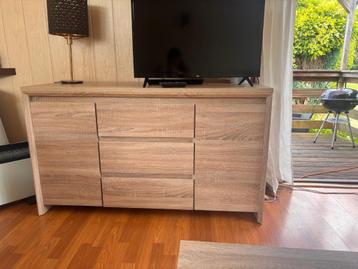 Eetafel, salontafel en dressoir set Haslund jysk beschikbaar voor biedingen