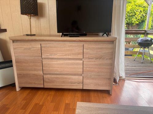 Eetafel, salontafel en dressoir set Haslund jysk, Huis en Inrichting, Overige Huis en Inrichting, Zo goed als nieuw, Ophalen