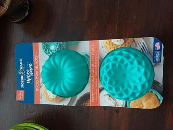Nordic ware  mini bundts bak vormen, voor de magnetron  beschikbaar voor biedingen