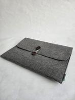 Grijze vilten laptophoes, Ophalen of Verzenden, 15 inch, Zo goed als nieuw, Overige merken