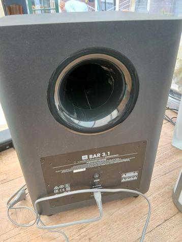 Subwoofer + Basbox -  beschikbaar voor biedingen