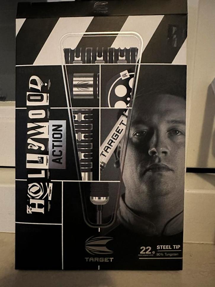 Target Chris Dobey Hollywood Action Swiss Point 22G, Sport en Fitness, Darts, Zo goed als nieuw, Pijlen, Ophalen of Verzenden