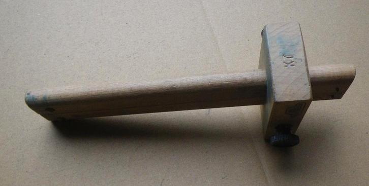 stukje antiek gereedschap  KRUISHOUT NOOITGEDAGT friesland, Antiek en Kunst, Antiek | Gereedschap en Instrumenten, Ophalen of Verzenden