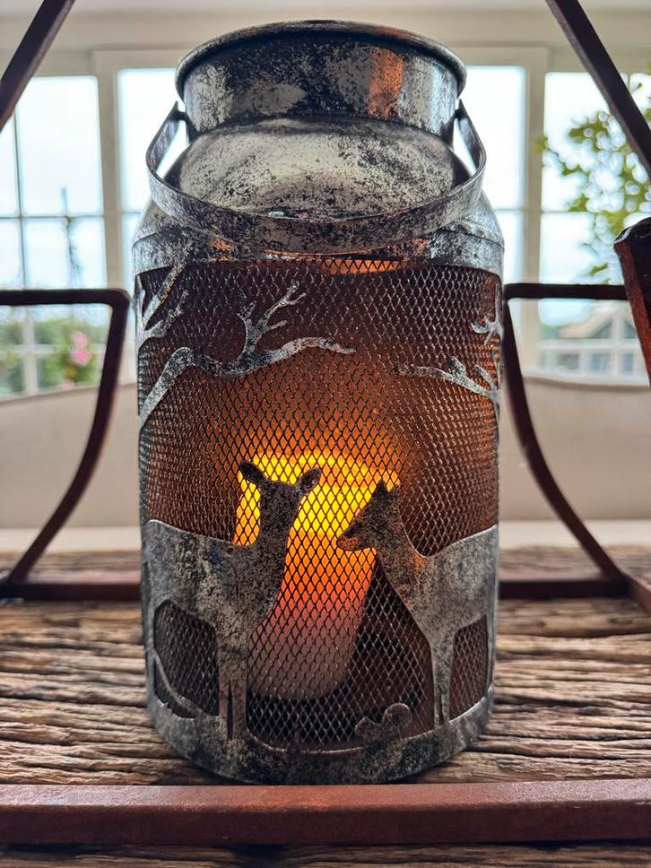 Sfeervol metalen windlicht met winterse afbeelding, Huis en Inrichting, Woonaccessoires | Kandelaars en Kaarsen, Zo goed als nieuw