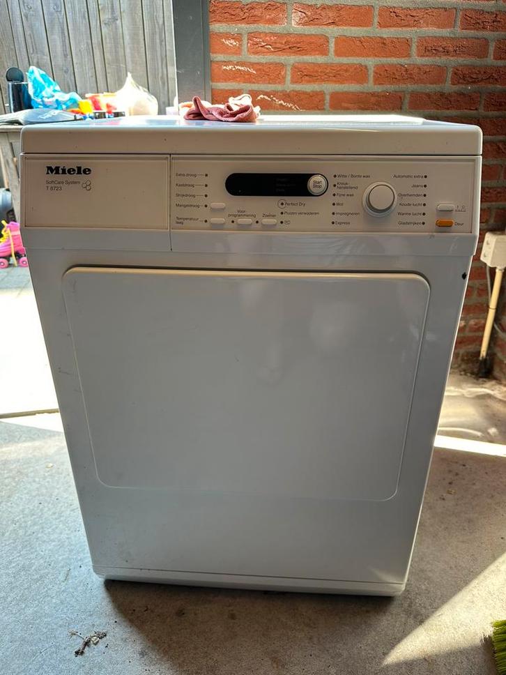 Miele afvoerdroger T8723, Witgoed en Apparatuur, Wasdrogers, Gebruikt, Luchtafvoer, Voorlader, 6 tot 8 kg, 85 tot 90 cm, Anti-kreukfase