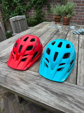 Giro kinderhelmen beschikbaar voor biedingen
