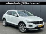 Volkswagen T-ROC 1.5 TSI Sport P-dak LED ACC V-Cockpit Navi, Voorwielaandrijving, Euro 6, 4 cilinders, 150 pk