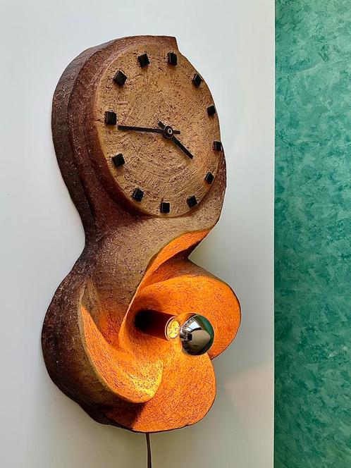 Vintage 70’s Brutalist Wandlamp met Klok Keramiek, Huis en Inrichting, Lampen | Wandlampen, Gebruikt, Ophalen of Verzenden