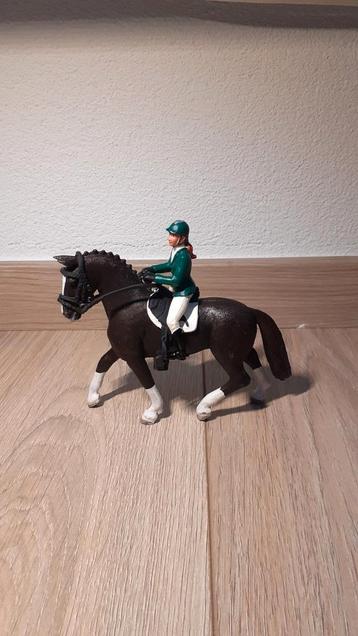 Schleich Springruiter met Hannoveraan Merrie beschikbaar voor biedingen