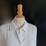 Tijdloze witte blouse maat 42, Maat 42/44 (L), Ophalen of Verzenden, Zo goed als nieuw