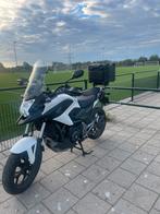 Honda nc750x + HISS alarmsysteem + carplay + topkoffer, Motoren, Particulier, Toermotor