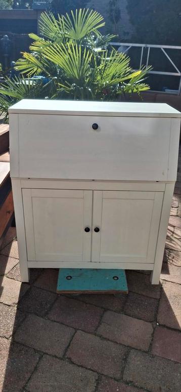 Witte Secretaire - Bureau beschikbaar voor biedingen