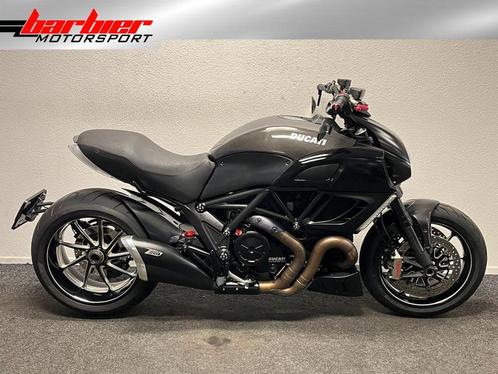 Hele dikke DUCATI DIAVEL CARBON ABS ( LEASE ) bj 2011, Motoren, Motoren | Ducati, Bedrijf, Naked bike, meer dan 35 kW, 2 cilinders