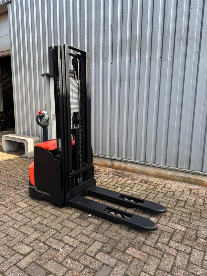 Toyota Elektrische Stapelaar 2021 SWE120 450CM Hefhoogte, Doe-het-zelf en Verbouw, Palletwagens en Pompwagens, Zo goed als nieuw