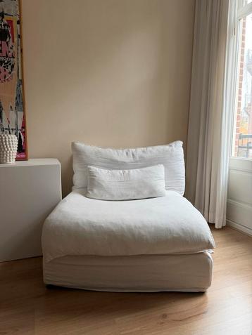 Witte fauteuil / lounge stoel