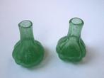 twee kleine vazen, Ophalen of Verzenden, Minder dan 50 cm, Groen, Glas
