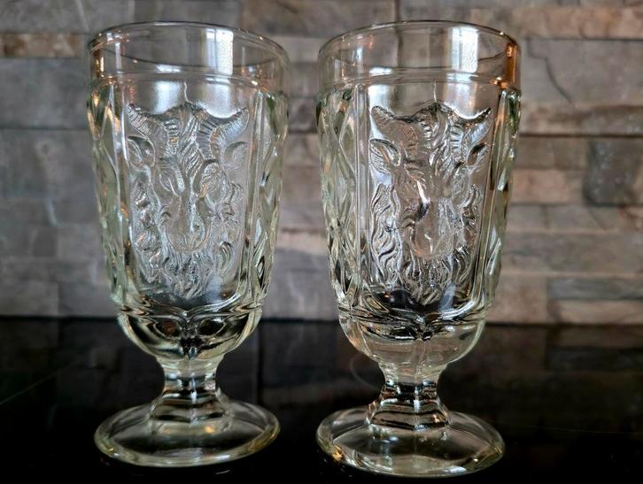 Saint-Louis kristallen kelken met bokkenhoofd ca 1870, Verzamelen, Glas en Borrelglaasjes, Zo goed als nieuw, Overige typen, Ophalen of Verzenden