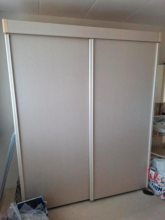 Mooie schuifdeur kledingkast, Huis en Inrichting, Kasten | Kledingkasten, Zo goed als nieuw, 200 cm of meer, 150 tot 200 cm, 50 tot 75 cm